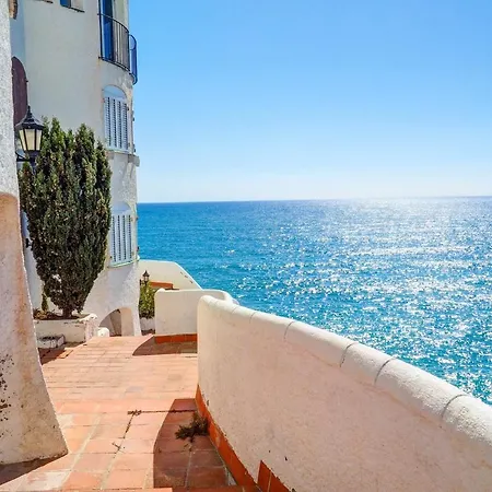 Gavina Blue Views By Hello Homes Sitges Апартаменты